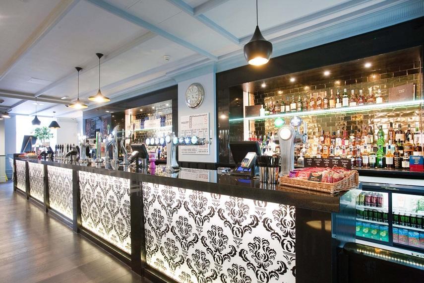 The Guildhall And Linen Exchange Wetherspoon Dunfermline Zewnętrze zdjęcie