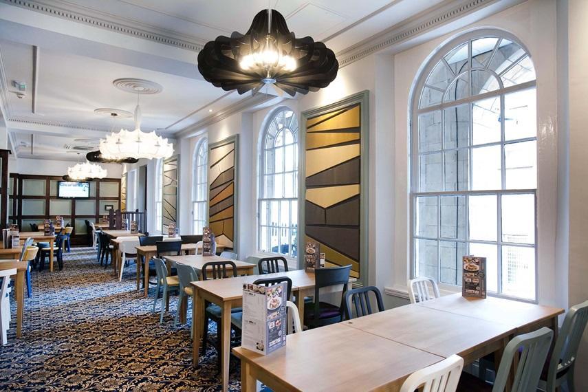 The Guildhall And Linen Exchange Wetherspoon Dunfermline Zewnętrze zdjęcie